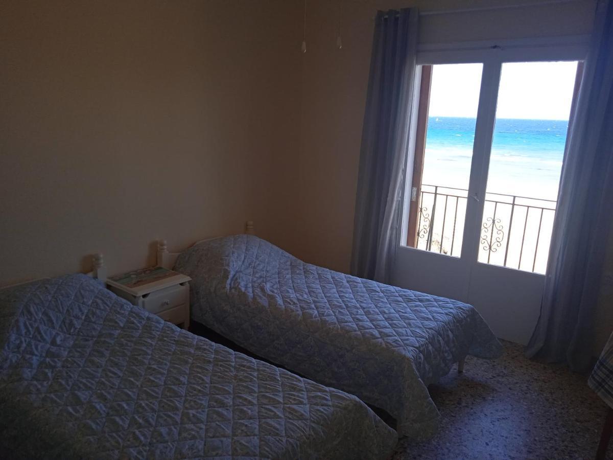 Apartment On The Beach Луца Экстерьер фото