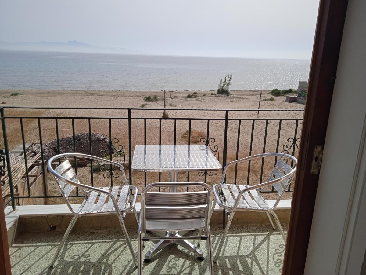 Apartment On The Beach Луца Экстерьер фото